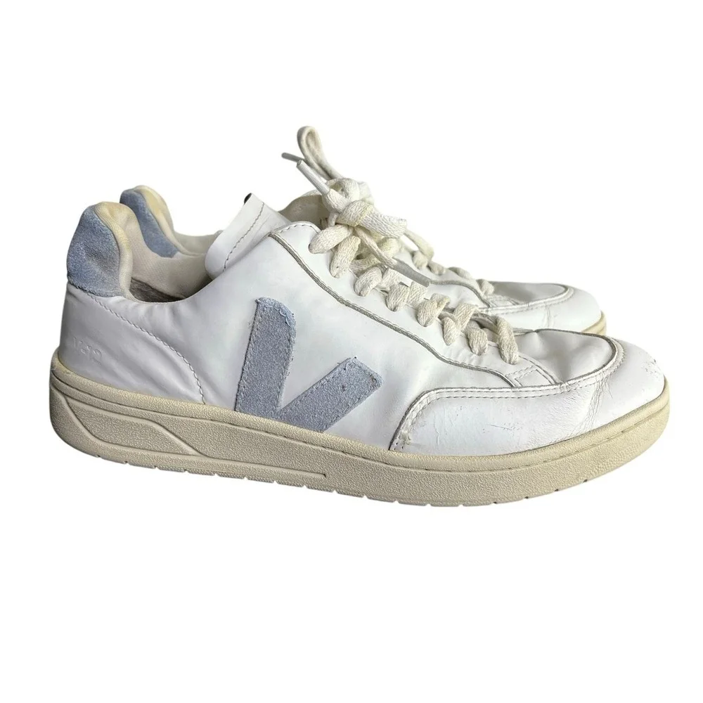 Veja Sneakers Mens 8 White V-12 Leather‎ Low Top Light Blue Suede Logo Casual